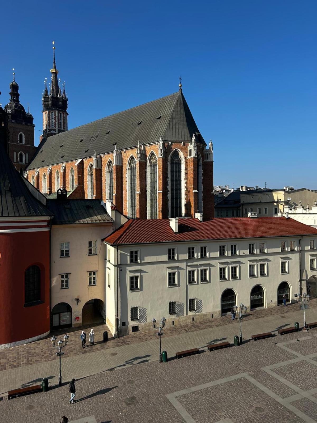 Small Market Square - Old Town Краков Экстерьер фото